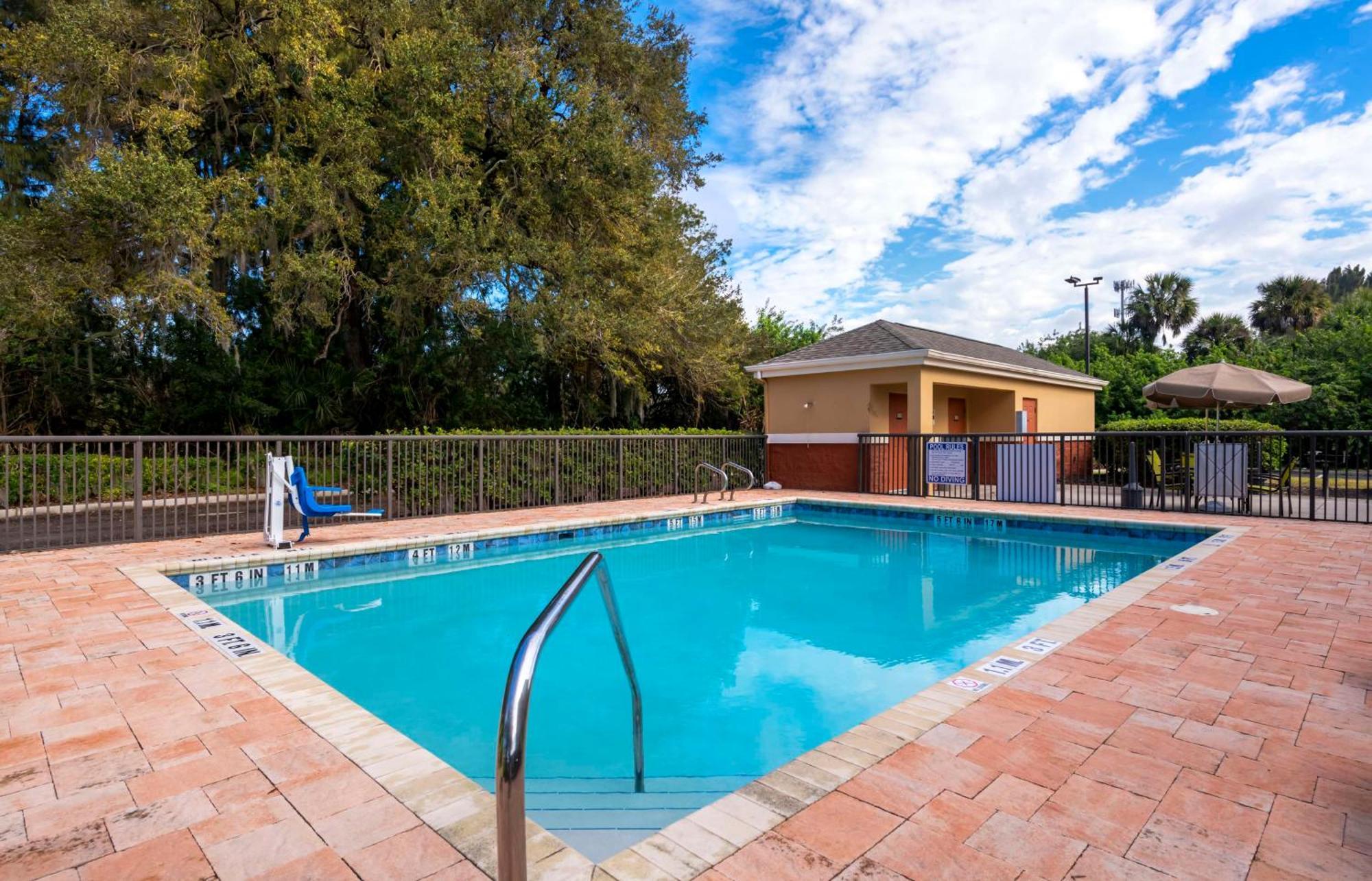 Extended Stay America Suites - Melbourne - Airport Екстер'єр фото