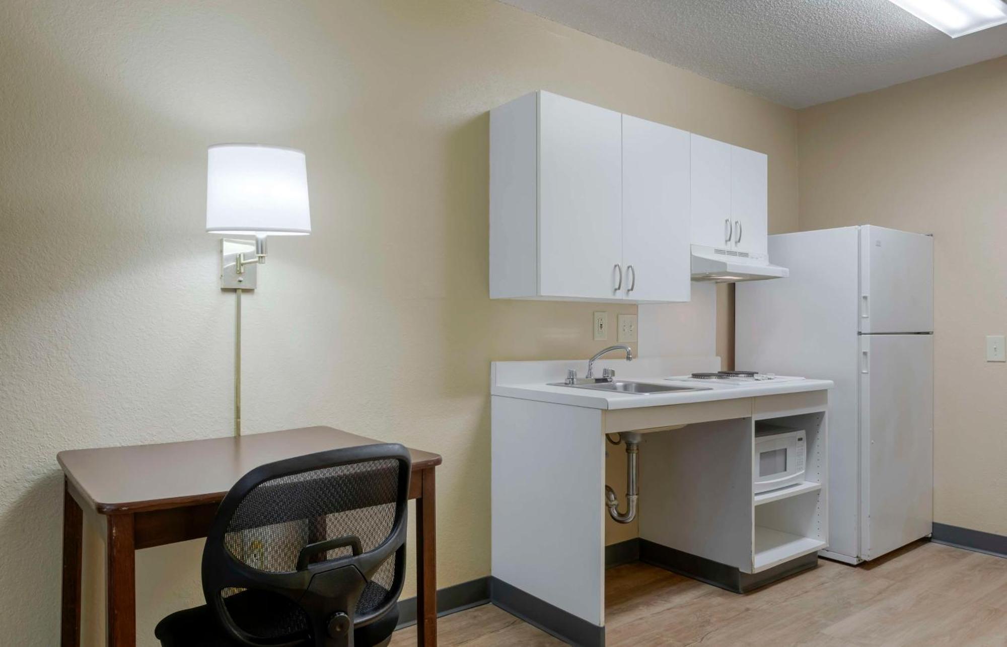 Extended Stay America Suites - Melbourne - Airport Екстер'єр фото